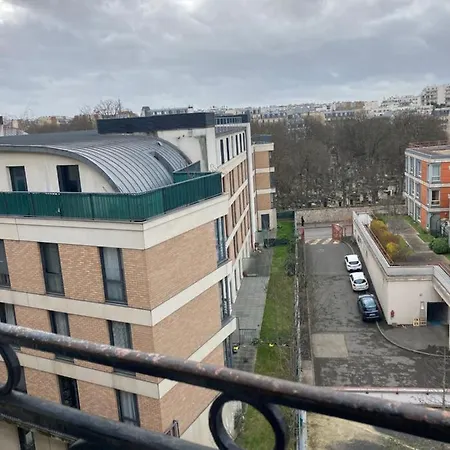 Charmante In Beliebter Lage, Montmatre Apartment *